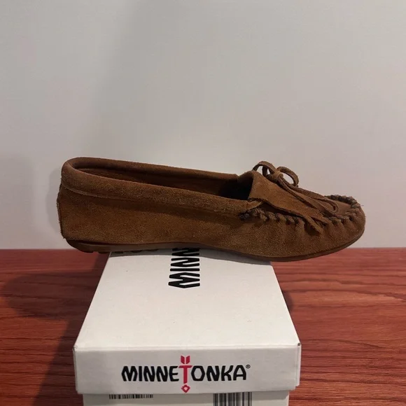 Minnetonka Moccasin Leather Kilty Moccs GUC - Picture 5 of 10
